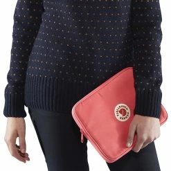 Fjallraven Kanken Tablet Case -Fjallraven Sales Shop 10383723x1071157 vAlt image 1