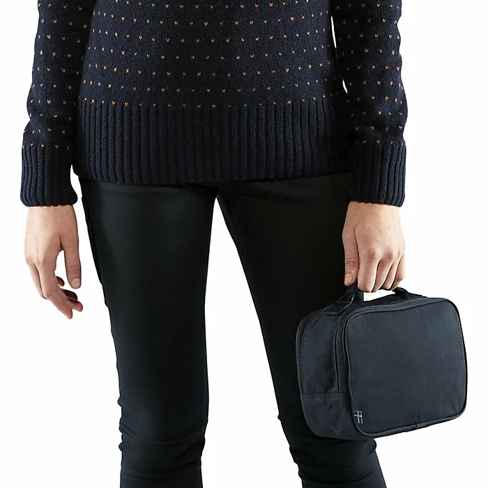 Fjallraven Kanken Toiletry Bag 4 Fjallraven Kanken Toiletry Bag - Image 2