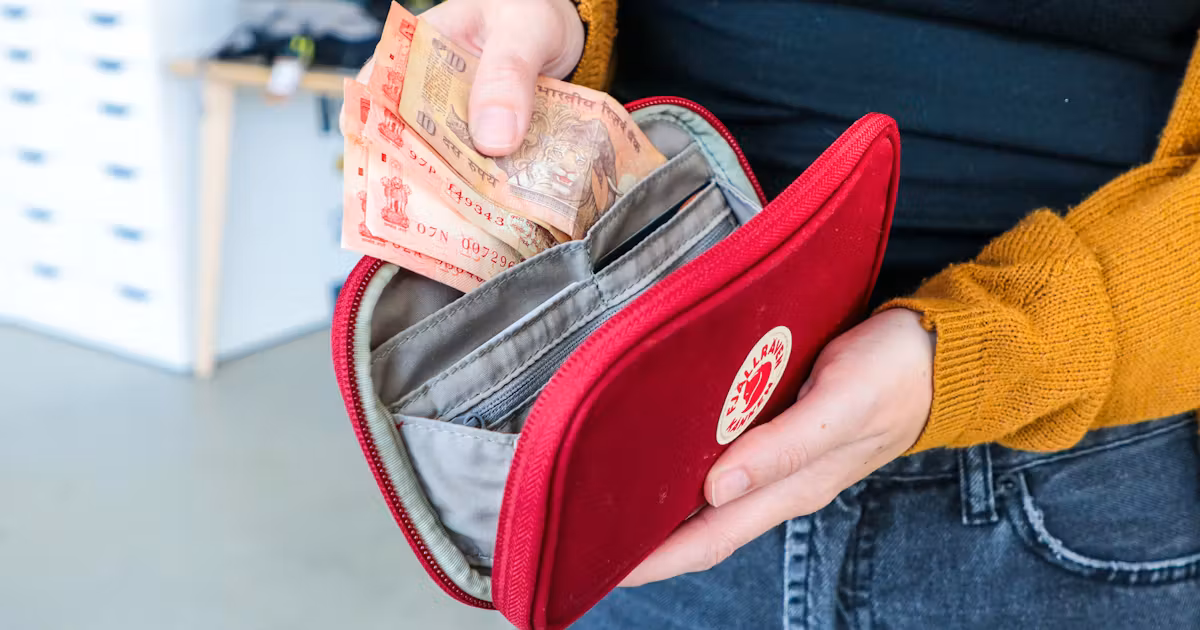 Fjallraven Sales Shop -Fjallraven Sales Shop 406e71ef fjallraven kanken travel wallet usage 1